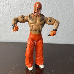 2006 Jakks Rey Mysterio Orange Pants WWE Action Figure Deluxe Aggression Srs 21